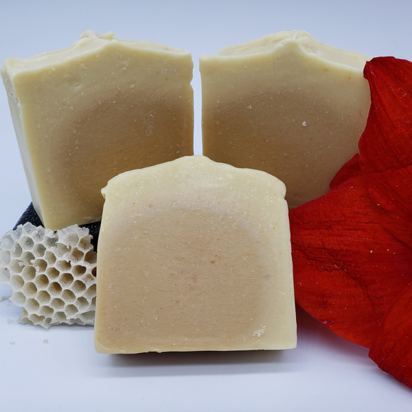 Honey Soap Bar of Suds - Frankincense & Myrrh